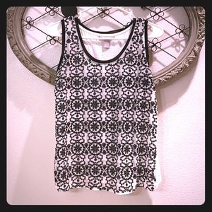 🐝 Banana Republic sequined tank top